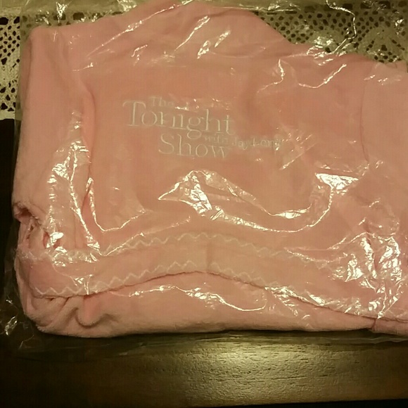 Pink toddler robe - Picture 2 of 4